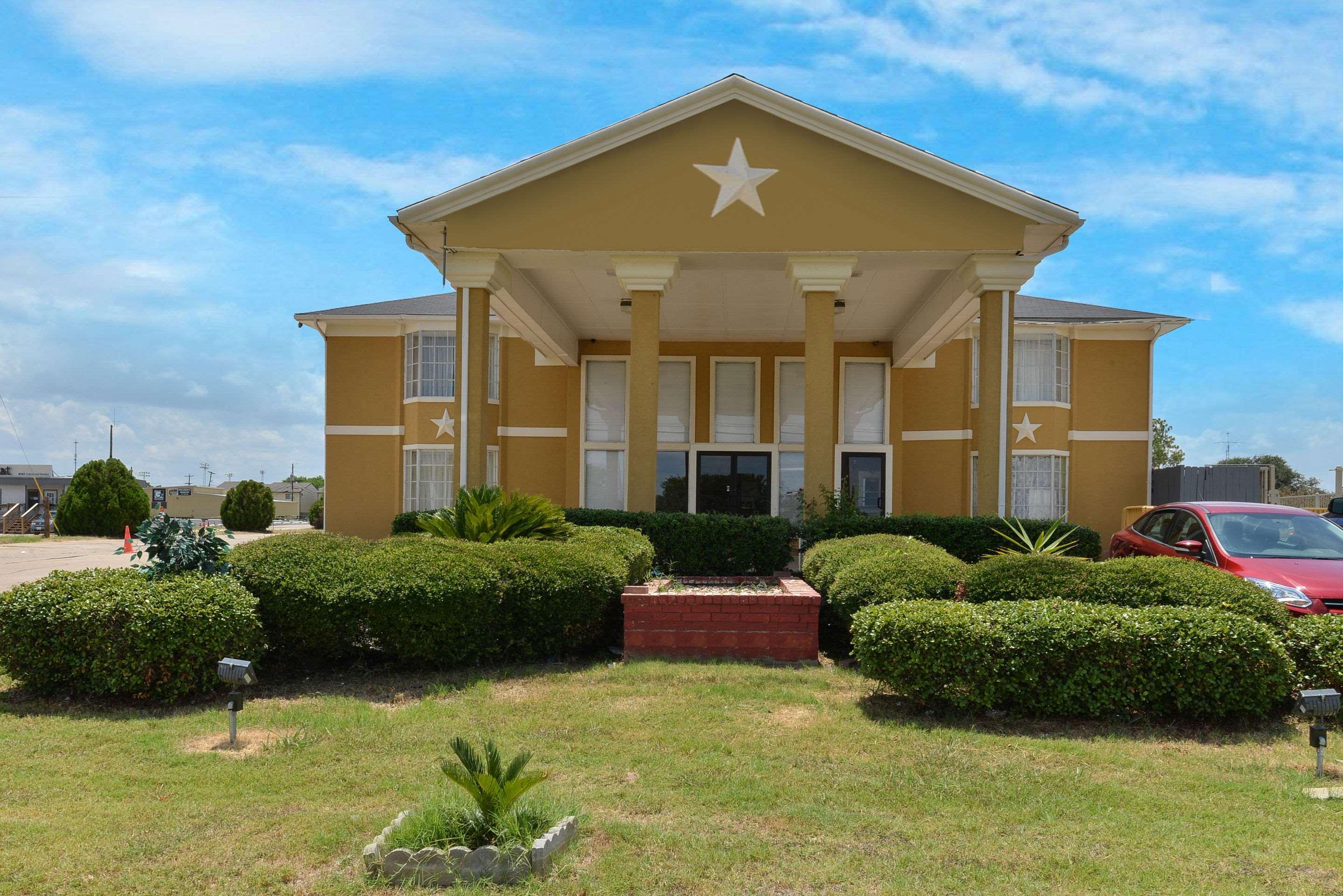 Quality Inn Gonzales Luaran gambar
